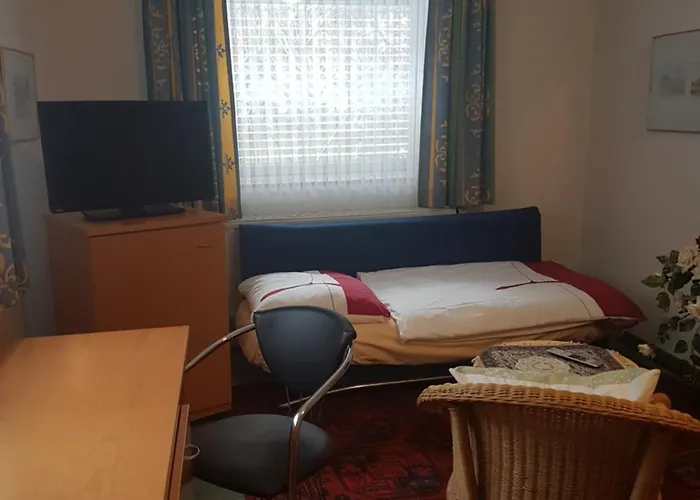 Gaestehaus Uerdingen Apartamento *